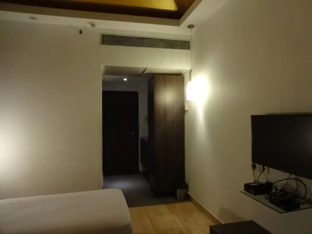 Ampa Skywalk Hotel