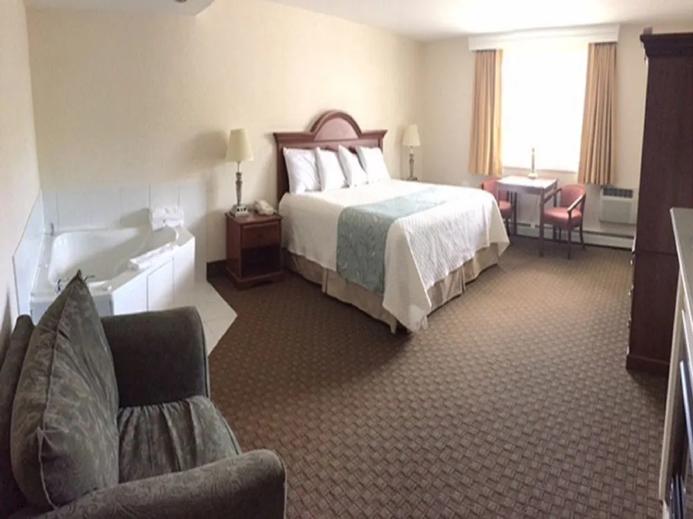 Driftaway Hotel and Pool