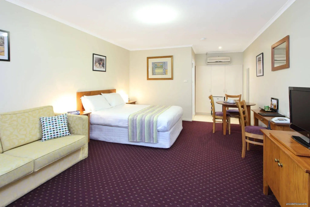 The Henry Parkes Tenterfield