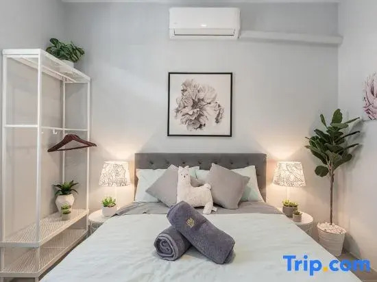 Central Station Room – Walk to CBD, Shops & Cafés