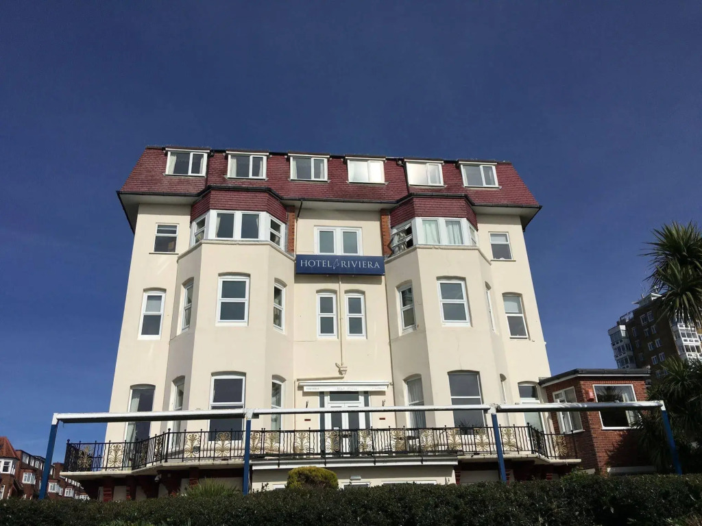 Hotel Riviera
