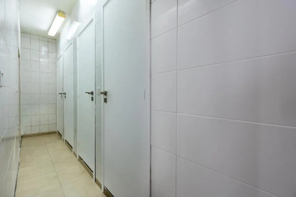 Bee Hostel