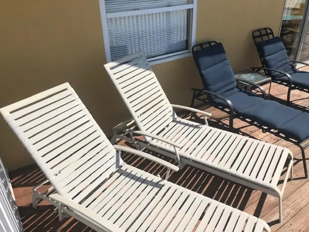 Misty Isles Redington Beachfront Suite 4