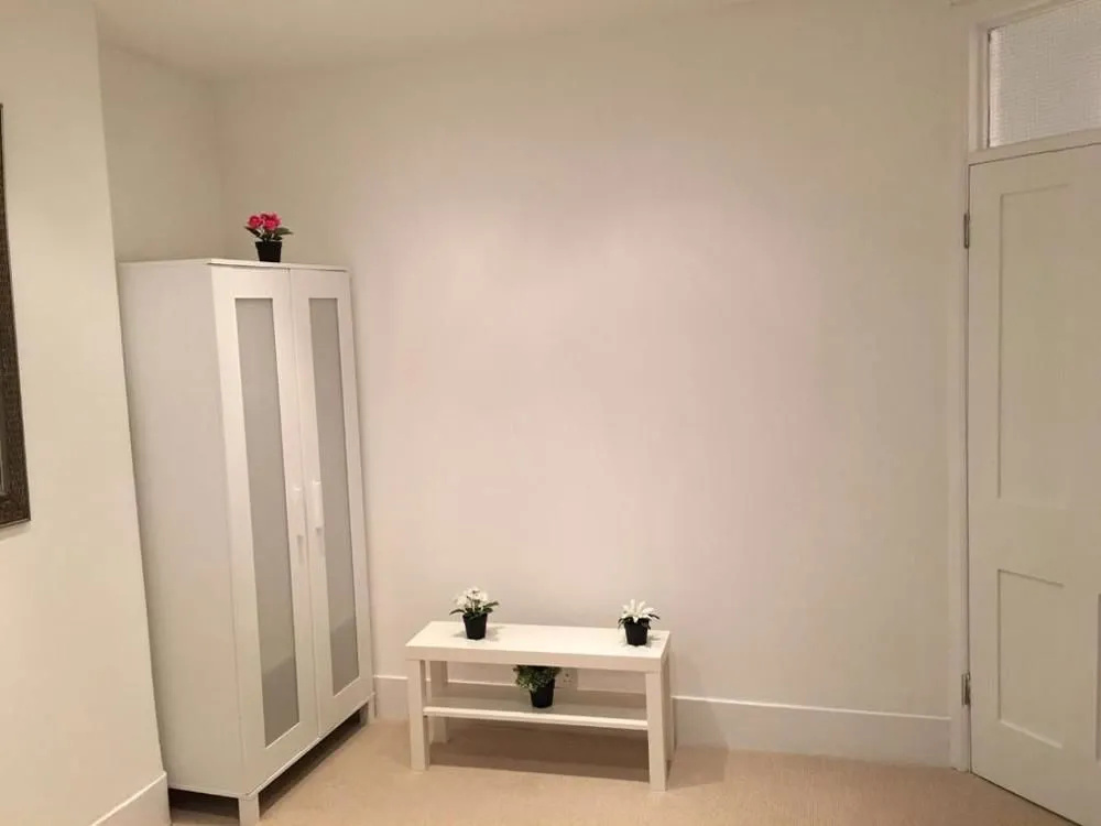 London Borough Station Apartment