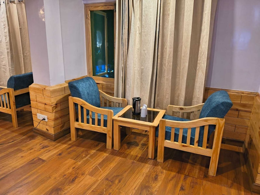 Kasol Inn