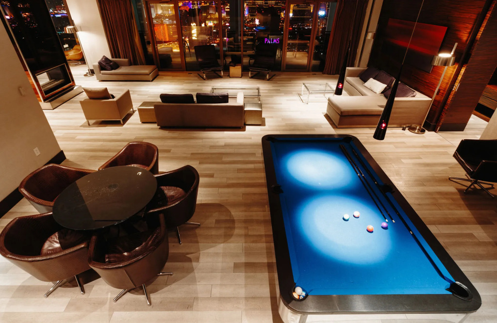 StripViewSuites at Palms Place