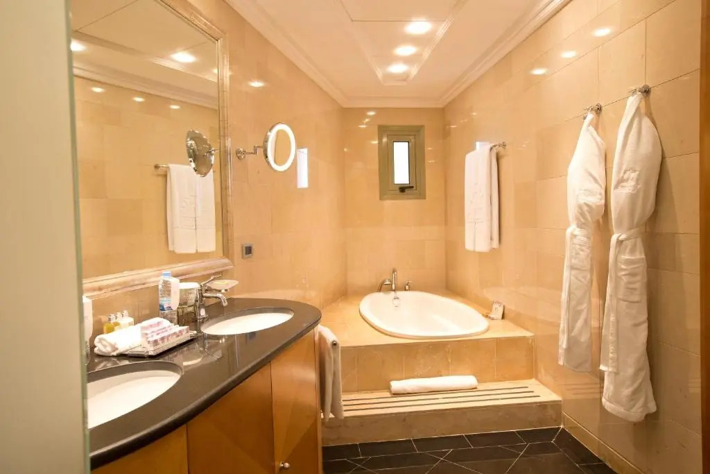 Phoenicia Residence