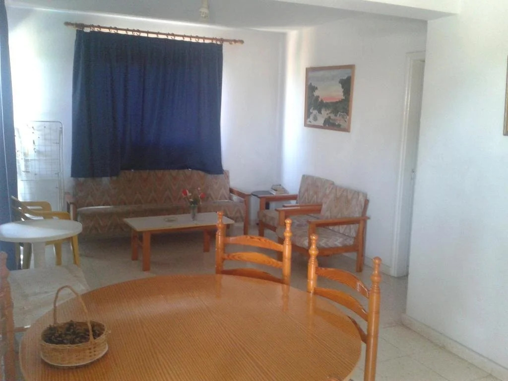 Lefki Tree Tourist Apartments
