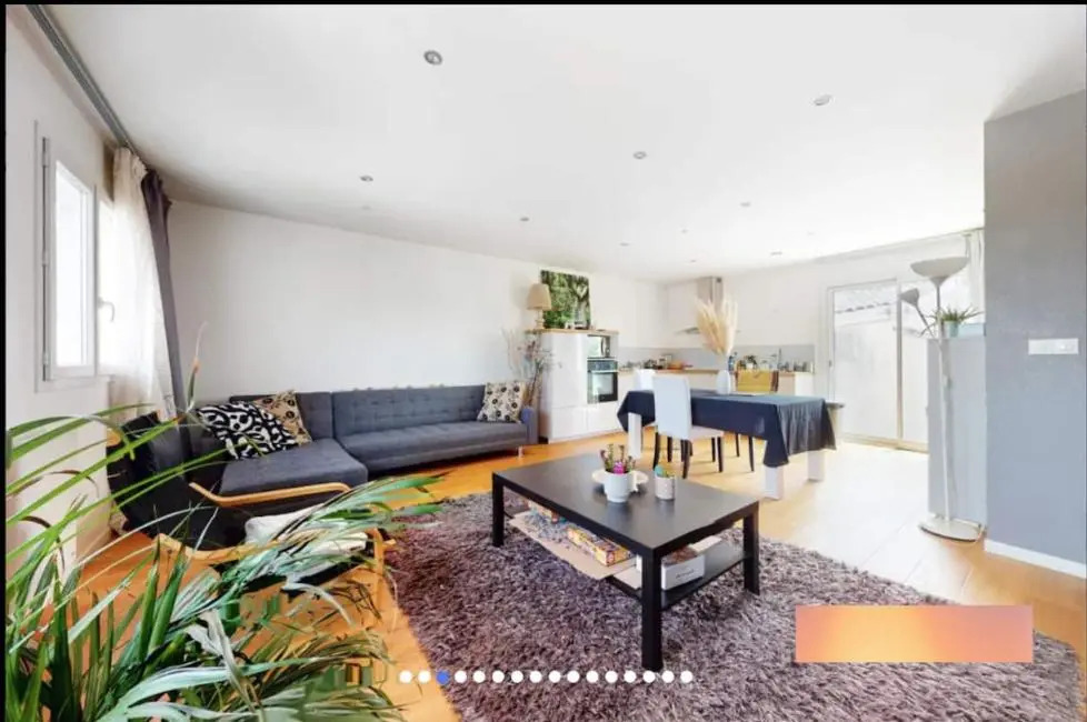 Jasmin House