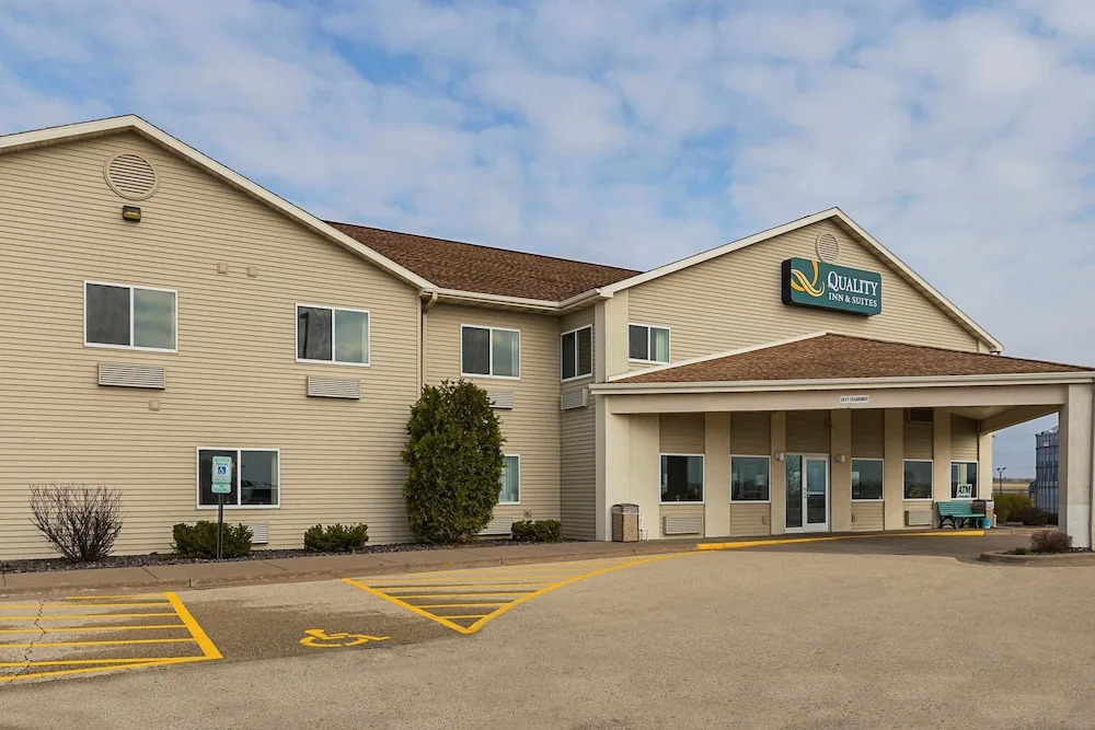 Quality Inn & Suites