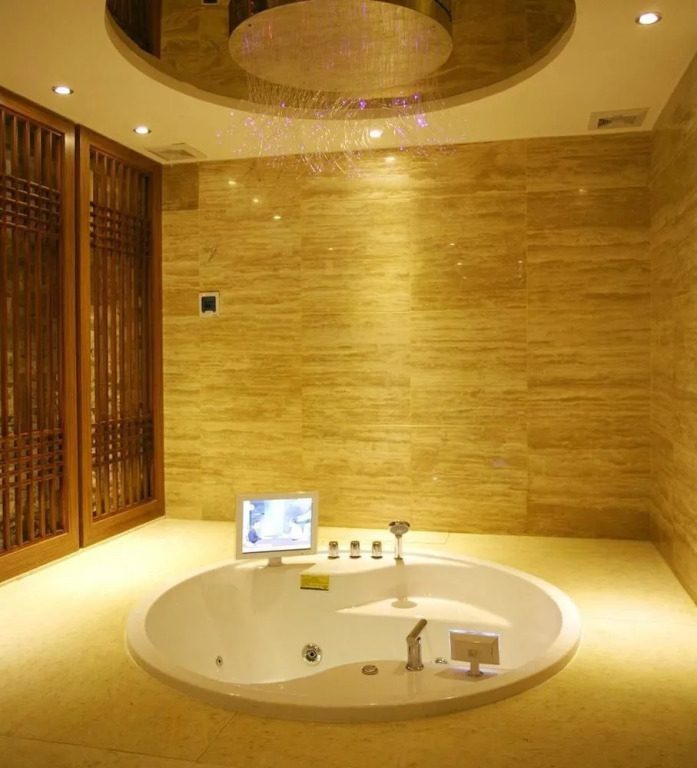 Heyuan Hotel
