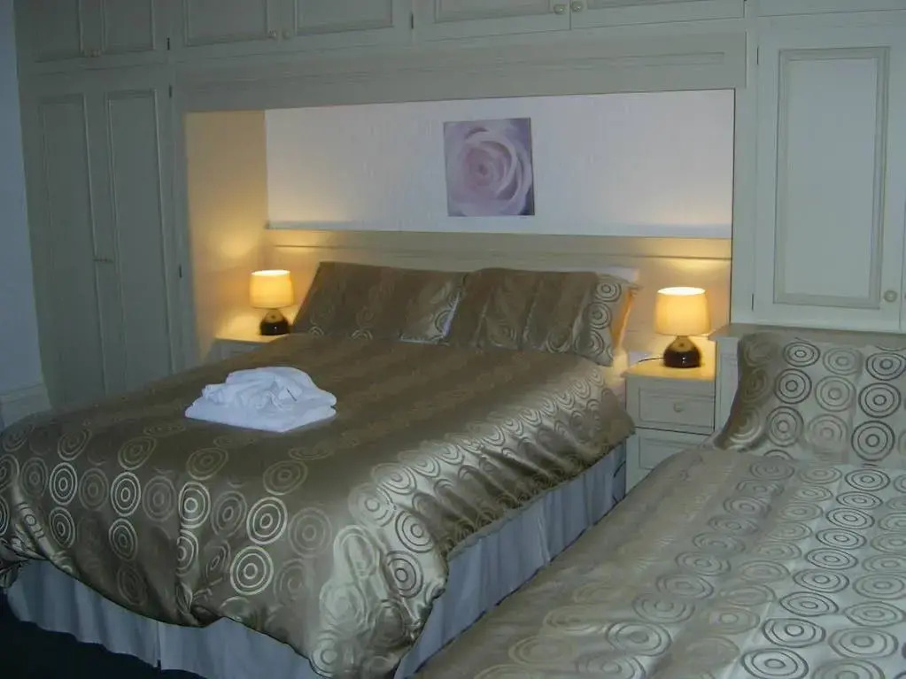 The Rowan Hotel
