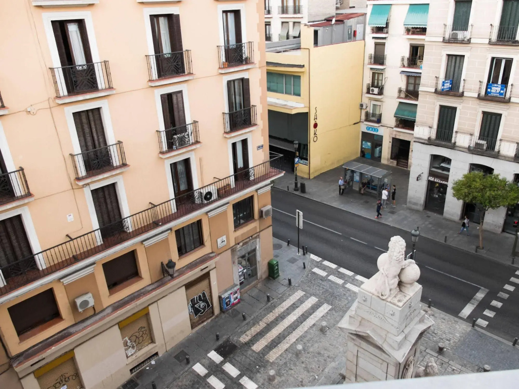 Urban Vida La Latina