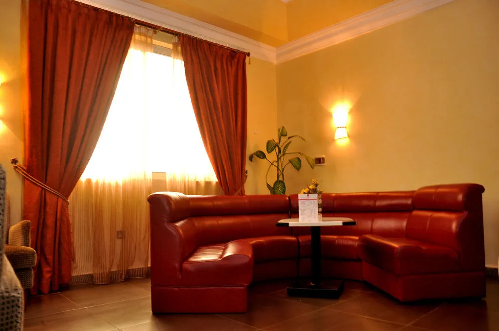Chelsea Hotel - Guest Room
