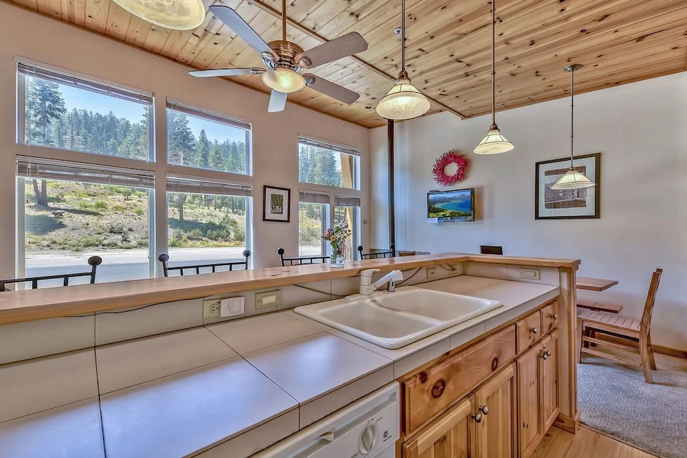 LC06 Lost Cabin - 3 Br Condo