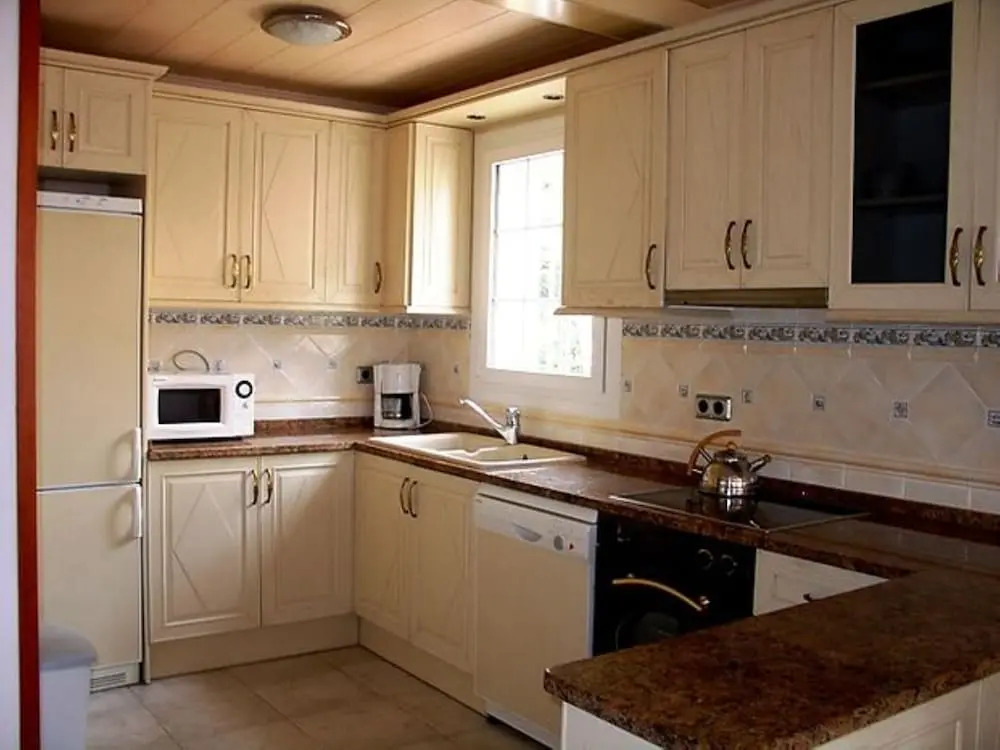 Villa - 4 Bedrooms with Pool, WiFi and Sea views - 107933