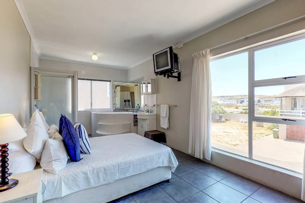 Waterfront Villa Retreat, Langebaan