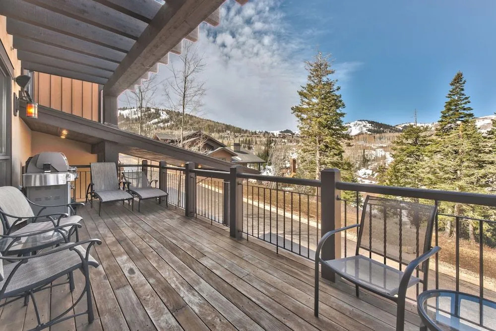 Deer Valley Lookout #22
