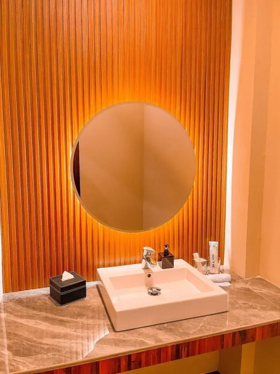 M-LIVIN Hotel