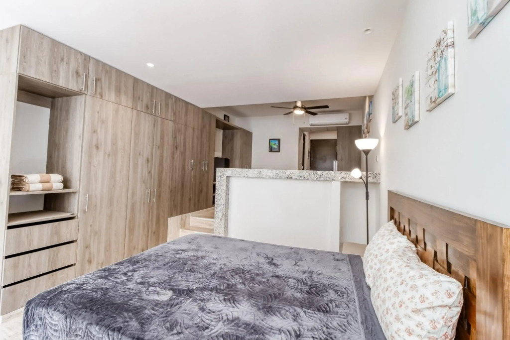 Sea Breezes Studio at Syrena 409