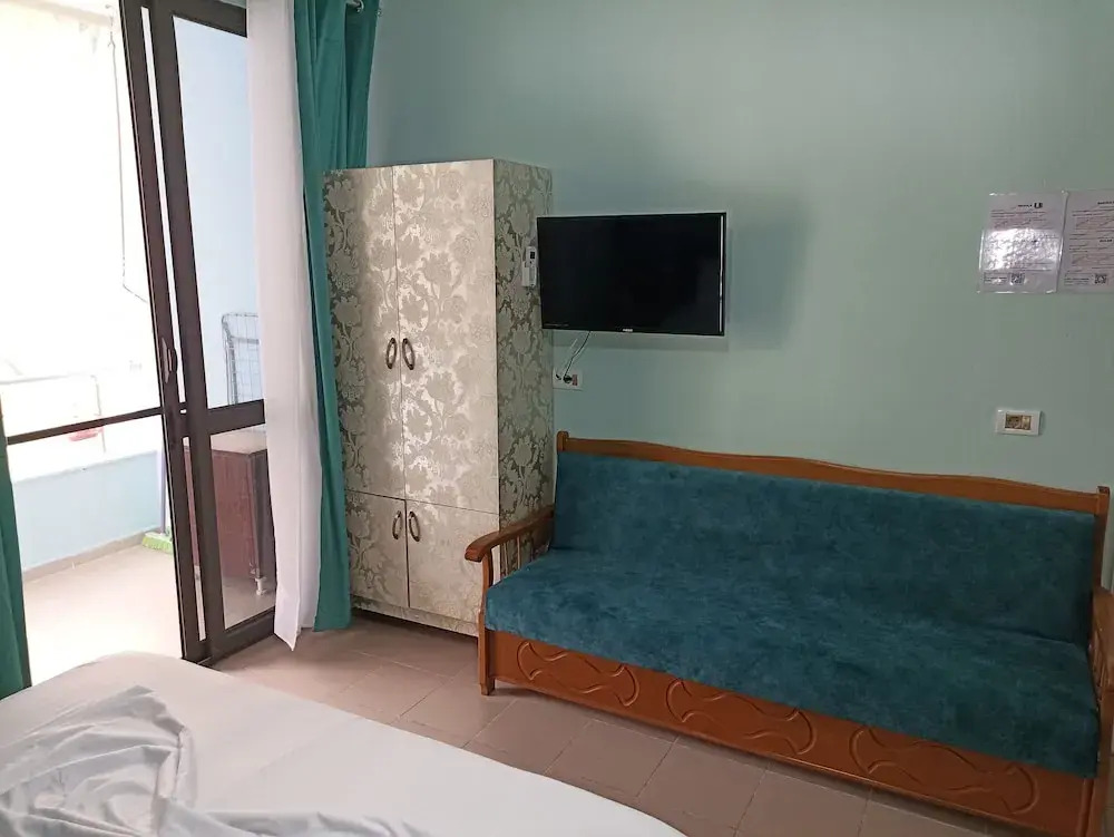 Beautifully Furnished Apartment in Plazh