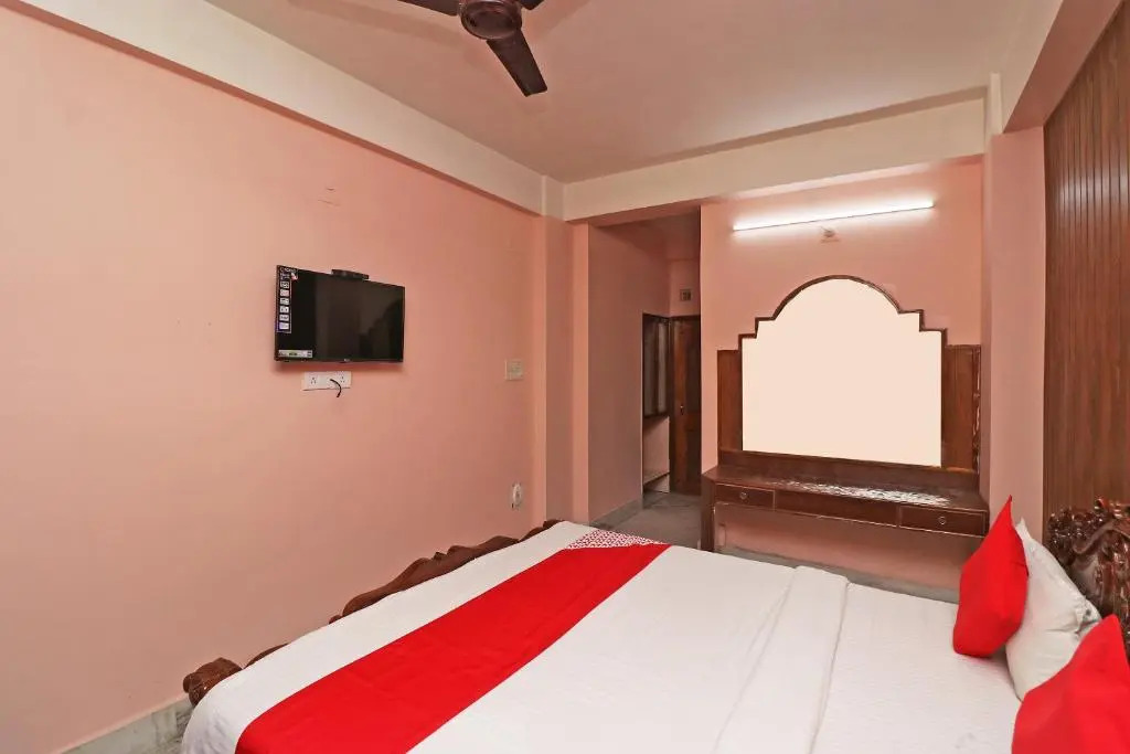 Collection O 41131 Hotel City Heart