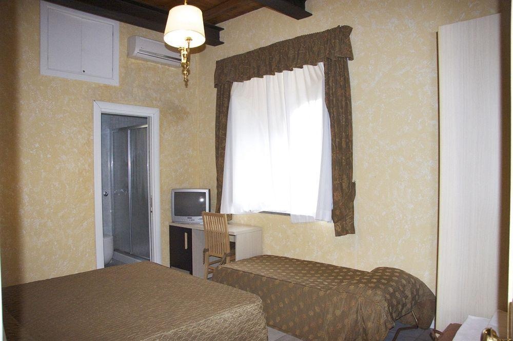 Daniels Inn