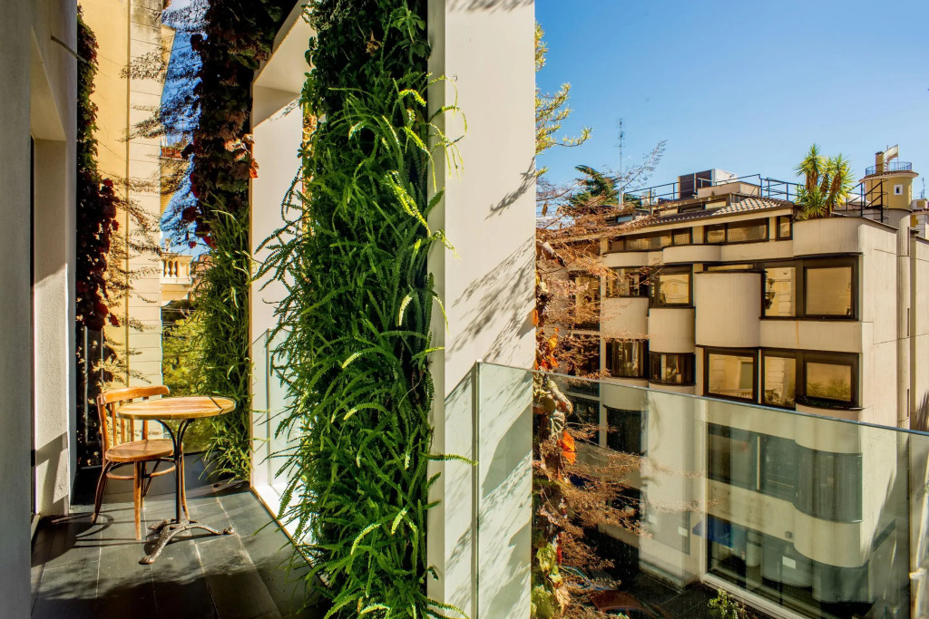 The B Place Hotel