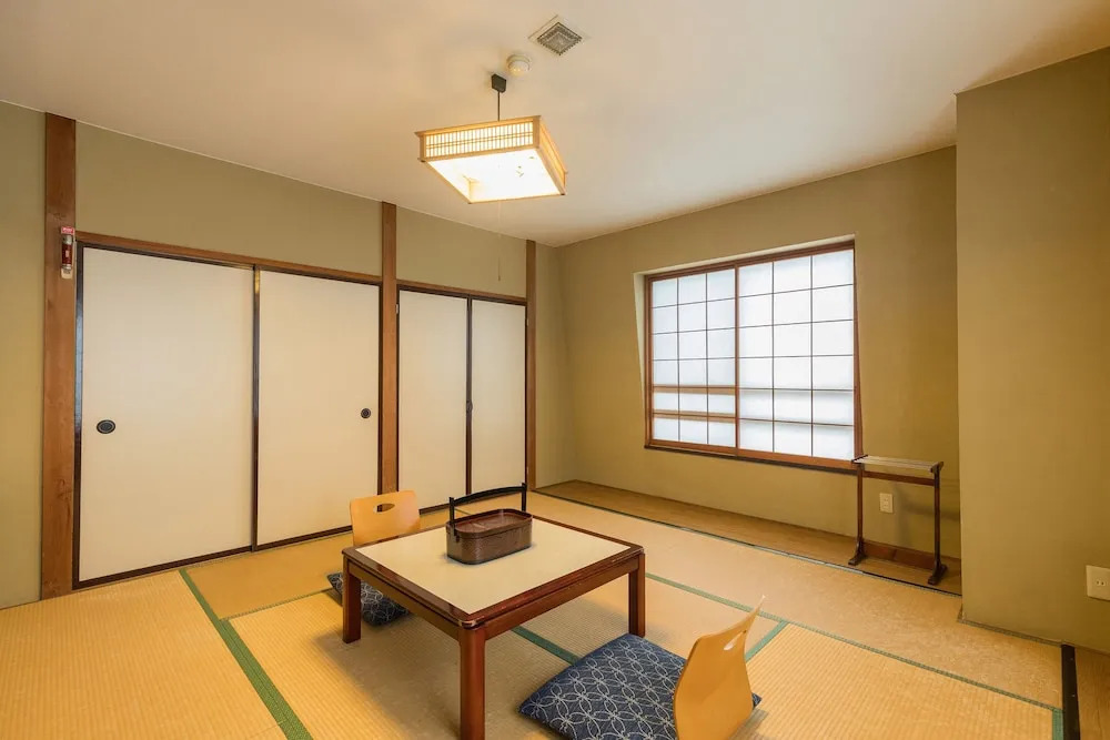 Business Hotel Azalea Gunma Kusatsu