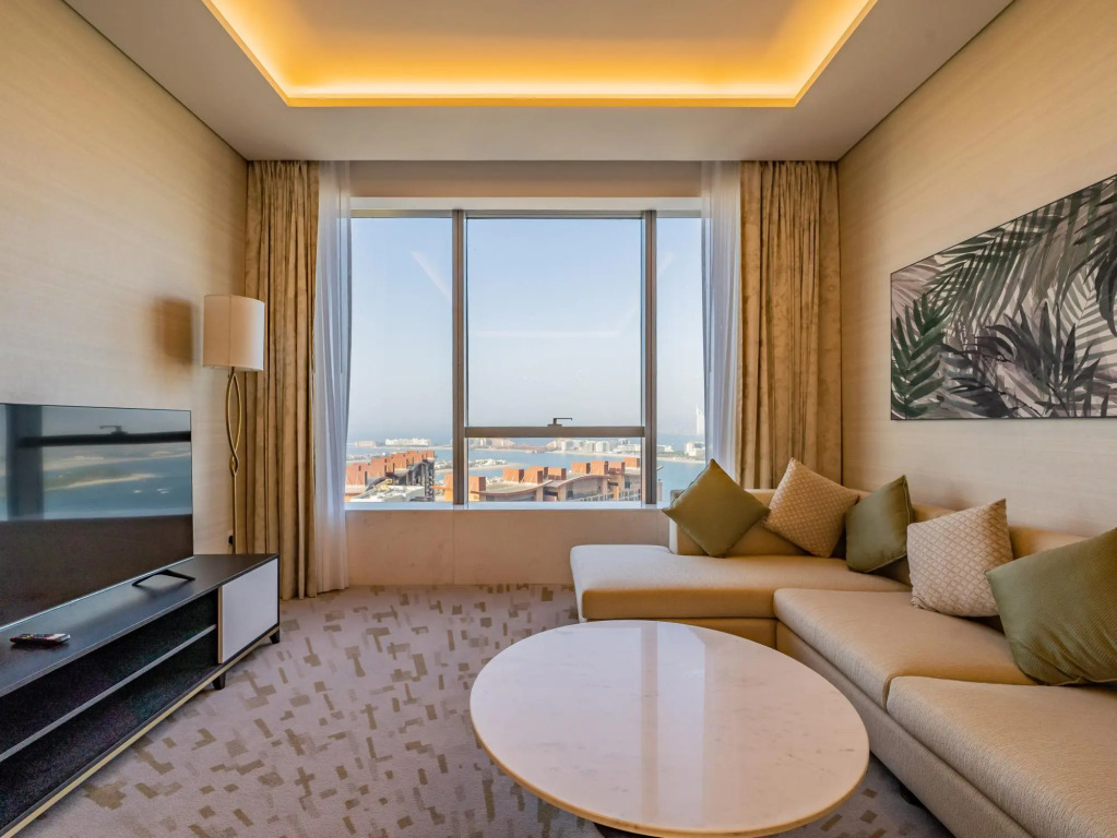 Palm Jumeirah- The Palm Tower 1 2205