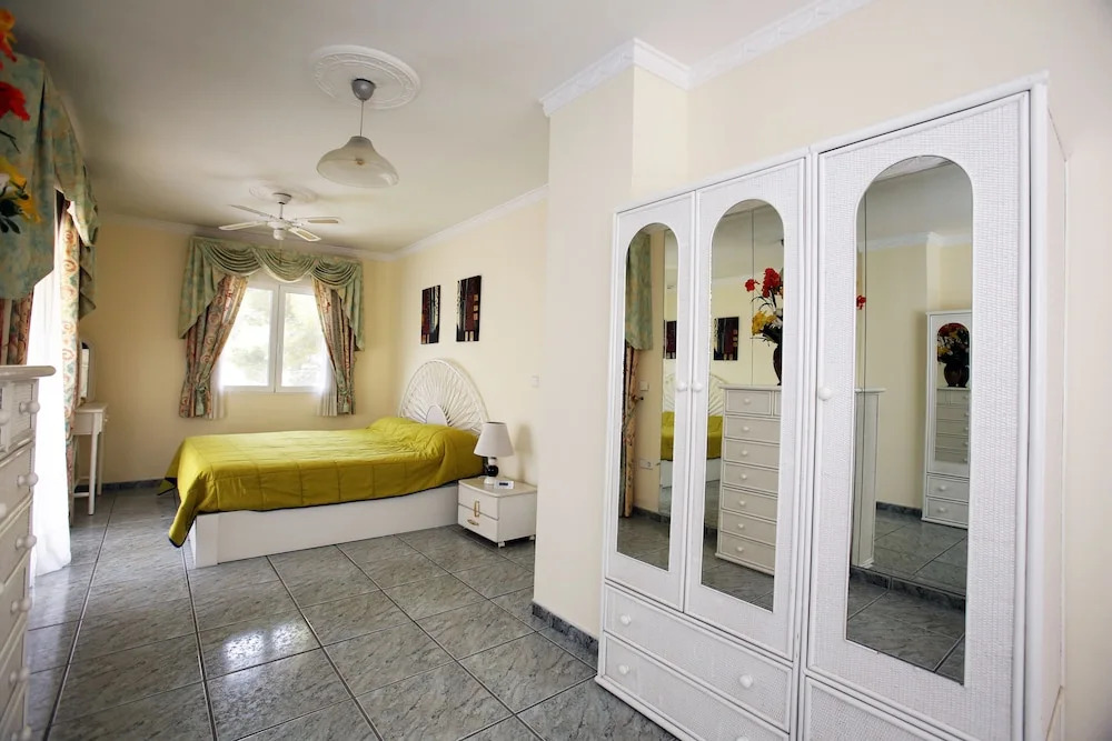 023 Villa Margarita