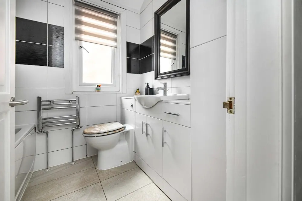 House - Sleeps 10 - Garden - Close to City Centre