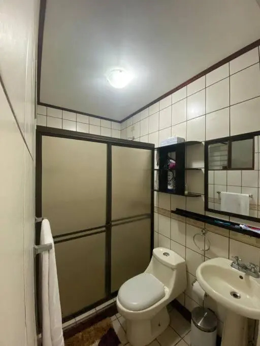 Hermoso apartamento con estacionamiento gratuito