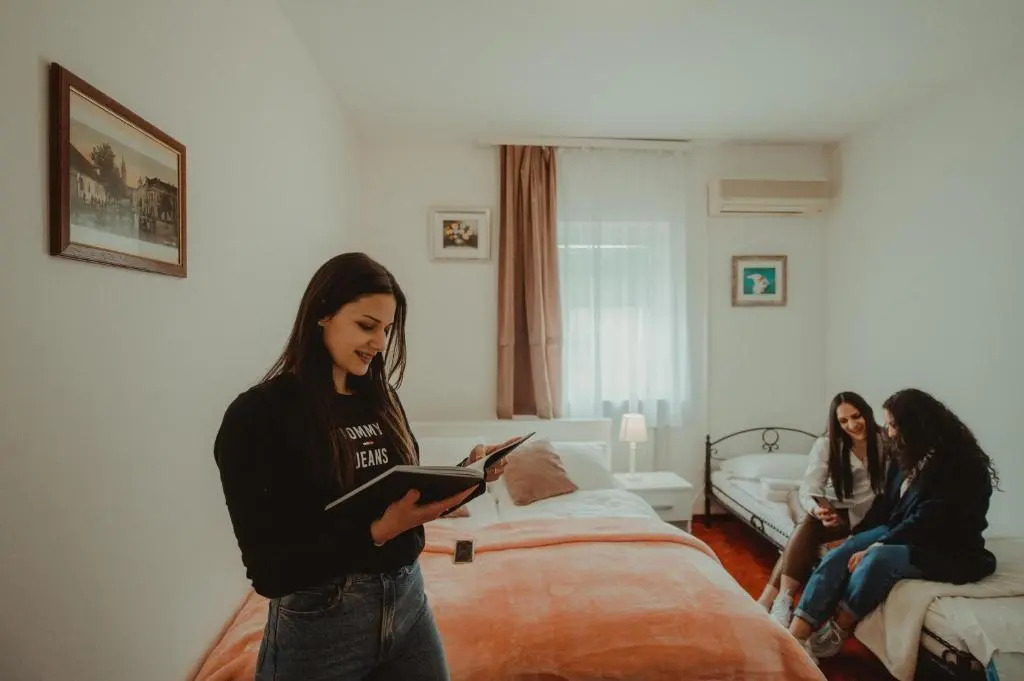 B&B Laguna