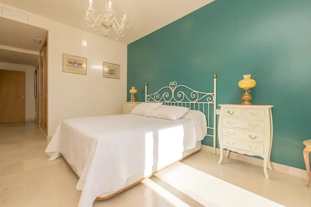 Spikes - Apartment In Sotogrande. Free Wifi