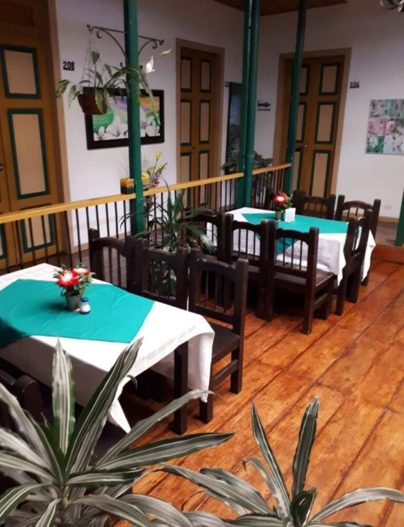 Hotel Geranios