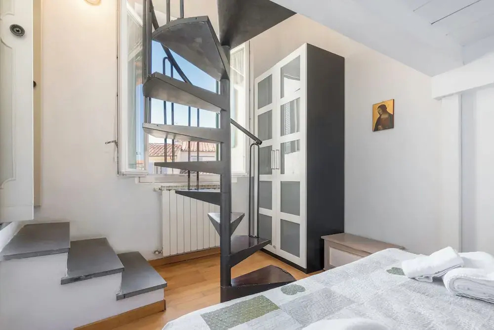 Belle Donne Apartments by Mamo Florence