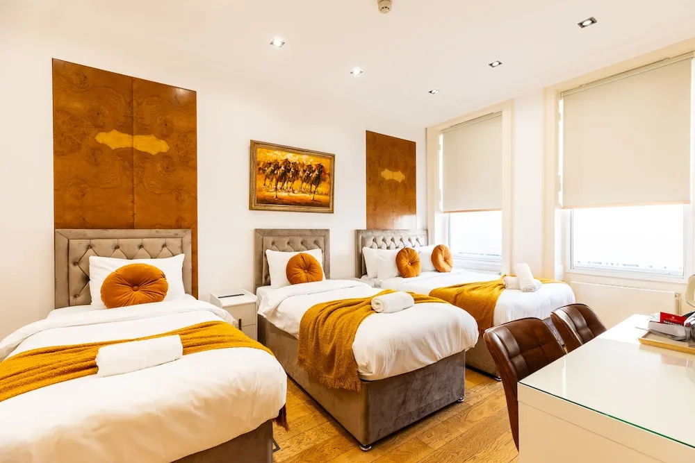 Mayfair House
