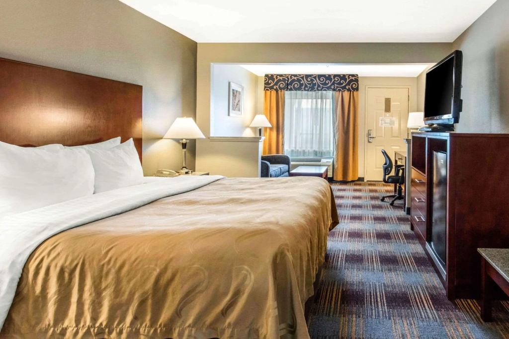 Quality Inn Memphis Airport