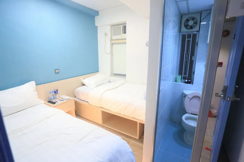 As 1 Hotel