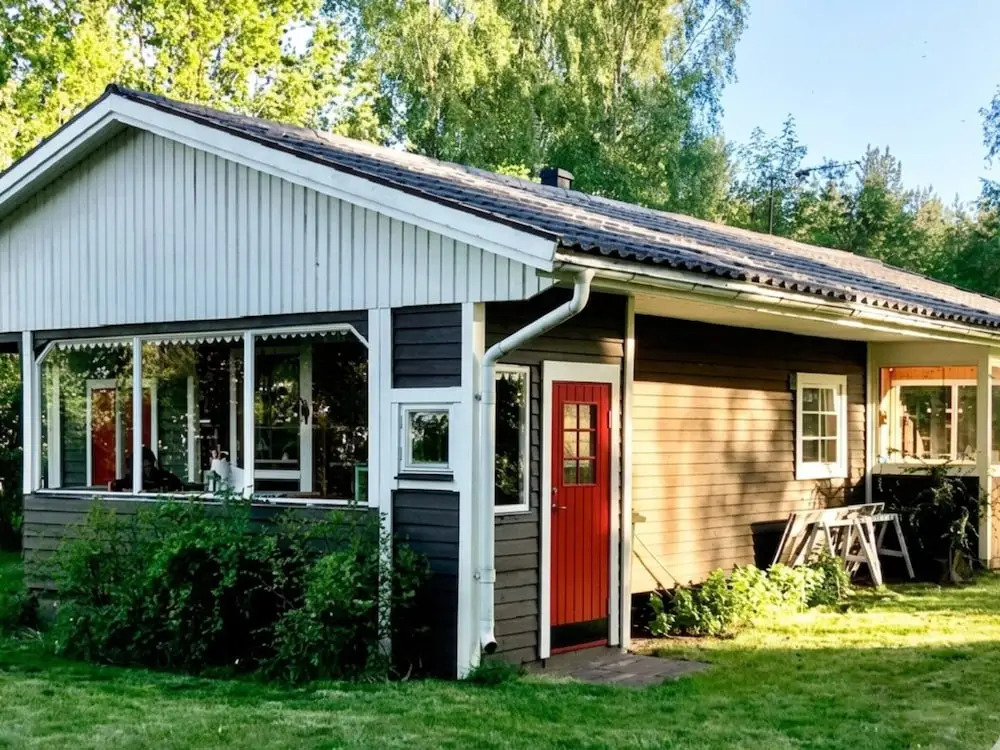 8 person holiday home in BERGKVARA