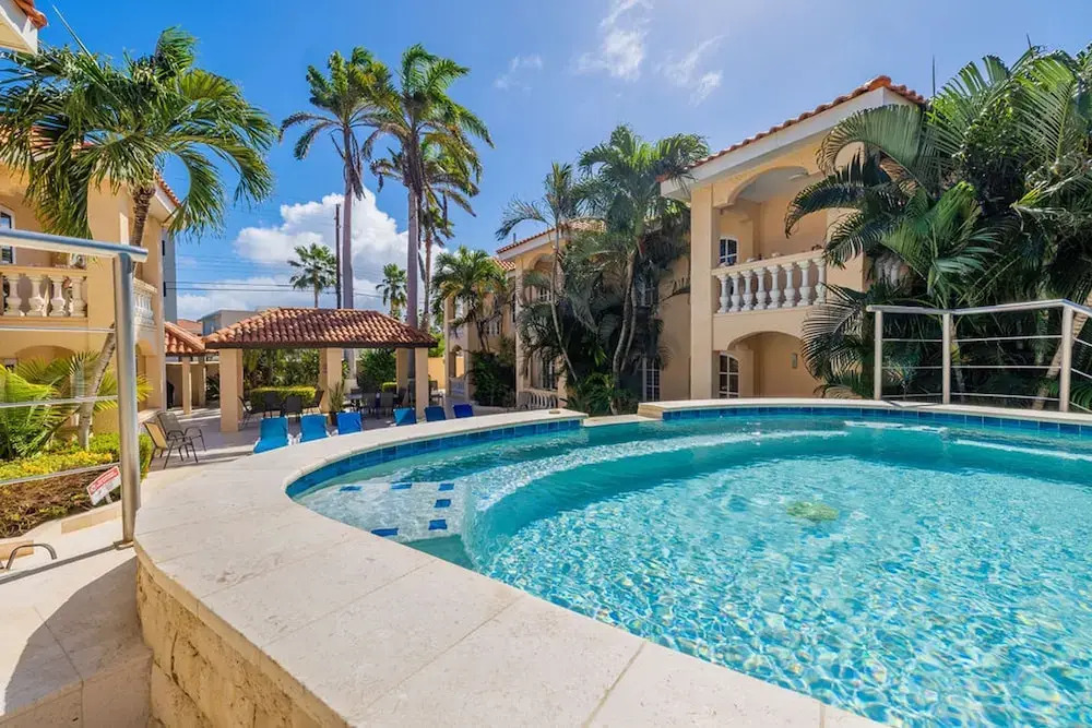 1BR Condo Wacamaya Condos Great Pool Location