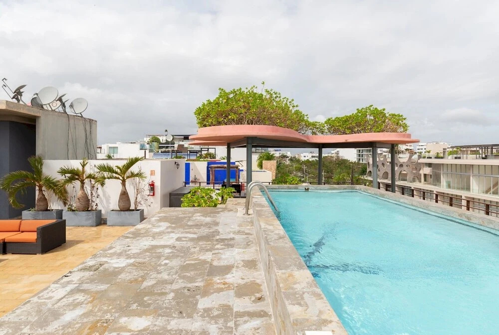 Stunning 3BR Apartment Rooftop Pool Sundeck Near 5th Avenue The Beach Amazing Amenities