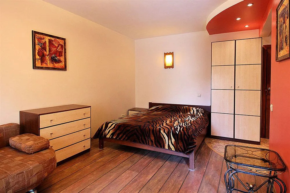 Apartment on Lesi Ukrainki Boulevard