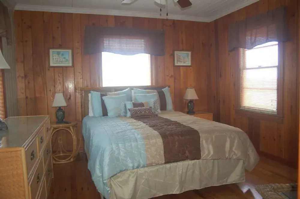 White Cap - 5 Br Home
