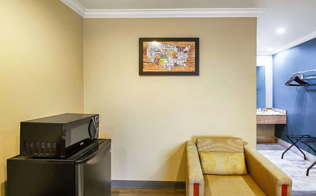Econo Lodge San Bernardino I-215