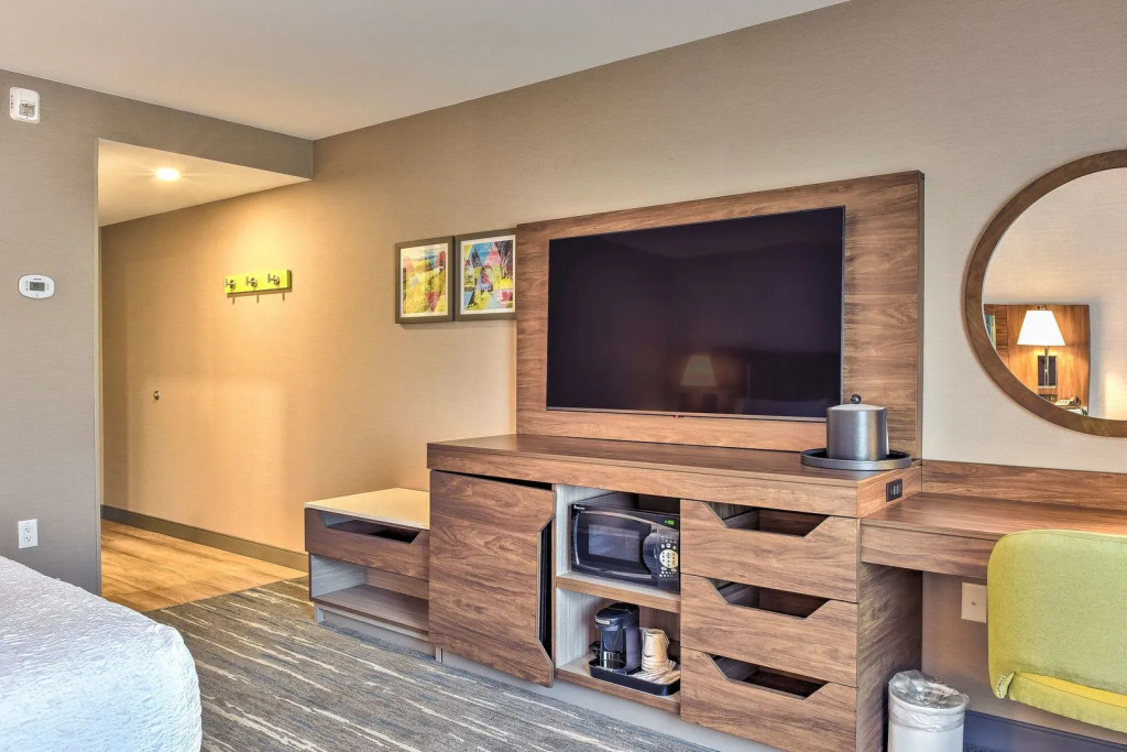 Hampton Inn & Suites Keene