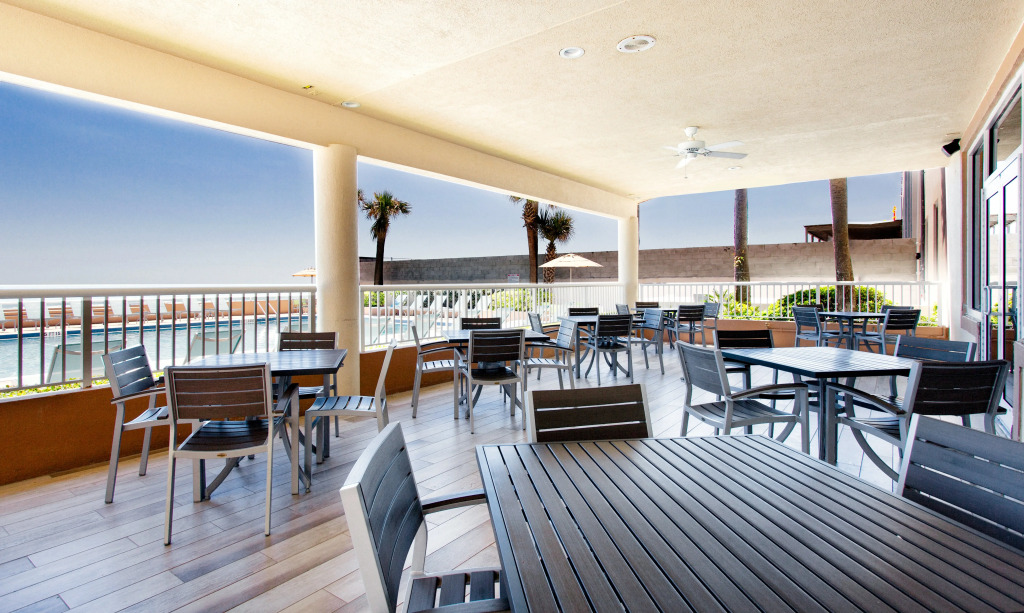 Holiday Inn Hotel & Suites Daytona Beach On The Ocean by IHG