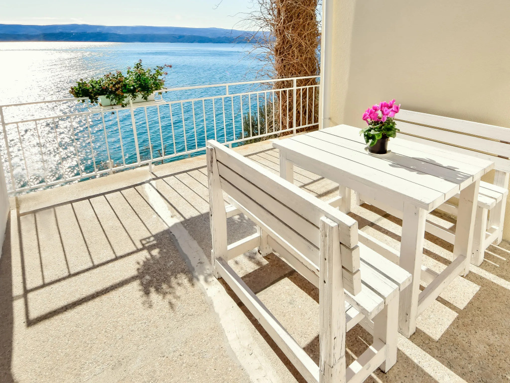 Holiday Home Lara by Interhome