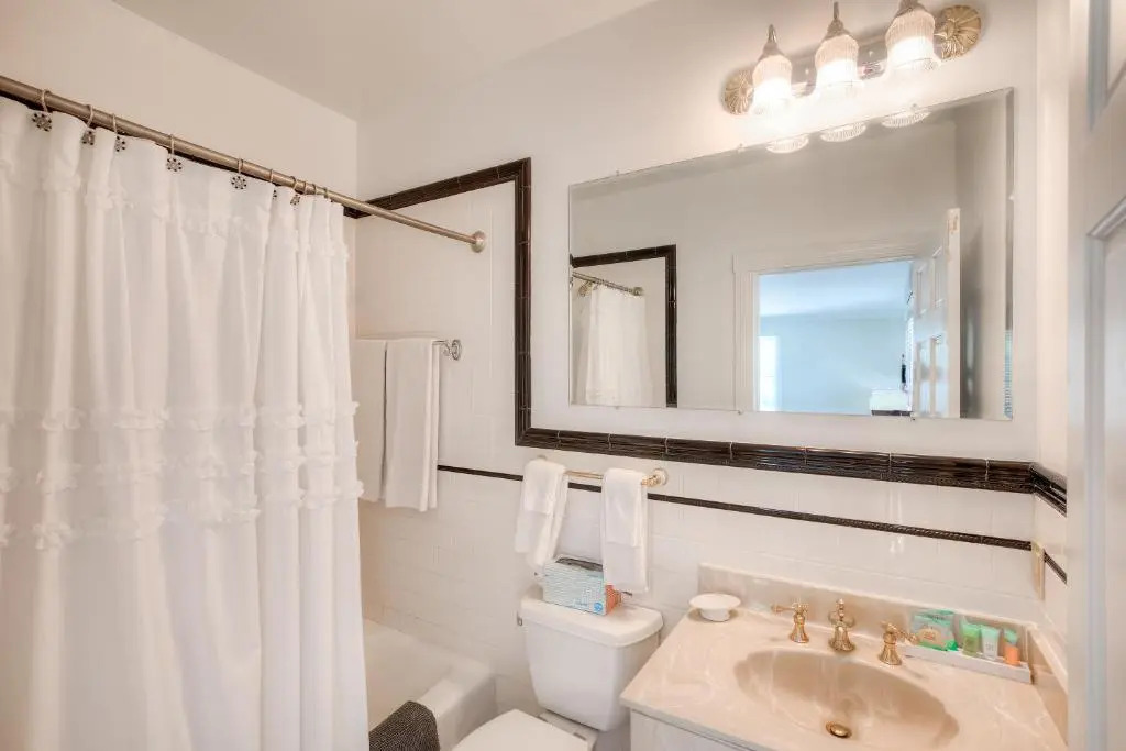 Elaines Cape May Boutique Hotel